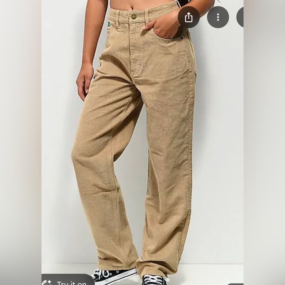 EMPYRE TORI 90’s thick corduroy khaki skate pants. Size 6. Wide straight leg.